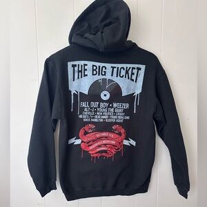y2k • band hoodie fall out boy weezer the big ticket festival florida pop punk
